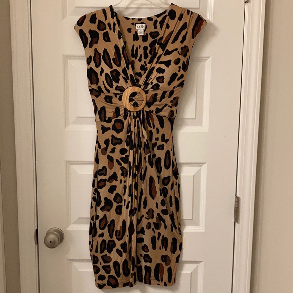 Cache leopard print dress. Size. 4.